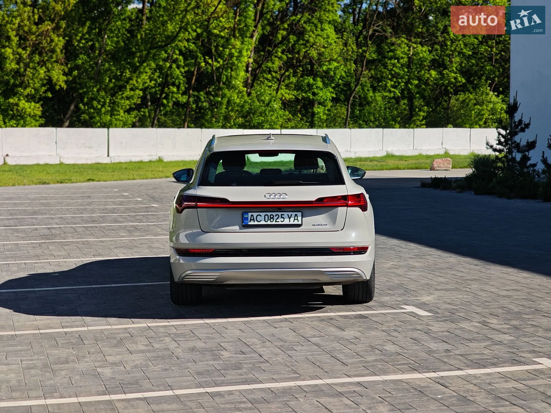 2021 Audi e-tron - мініатюра 10