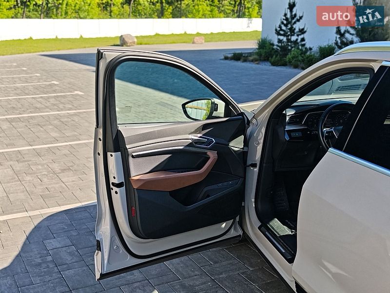 Внедорожник / Кроссовер Audi e-tron 2021 в Луцке фото 20 Внедорожник / Кроссовер Audi e-tron 2021 в Луцке