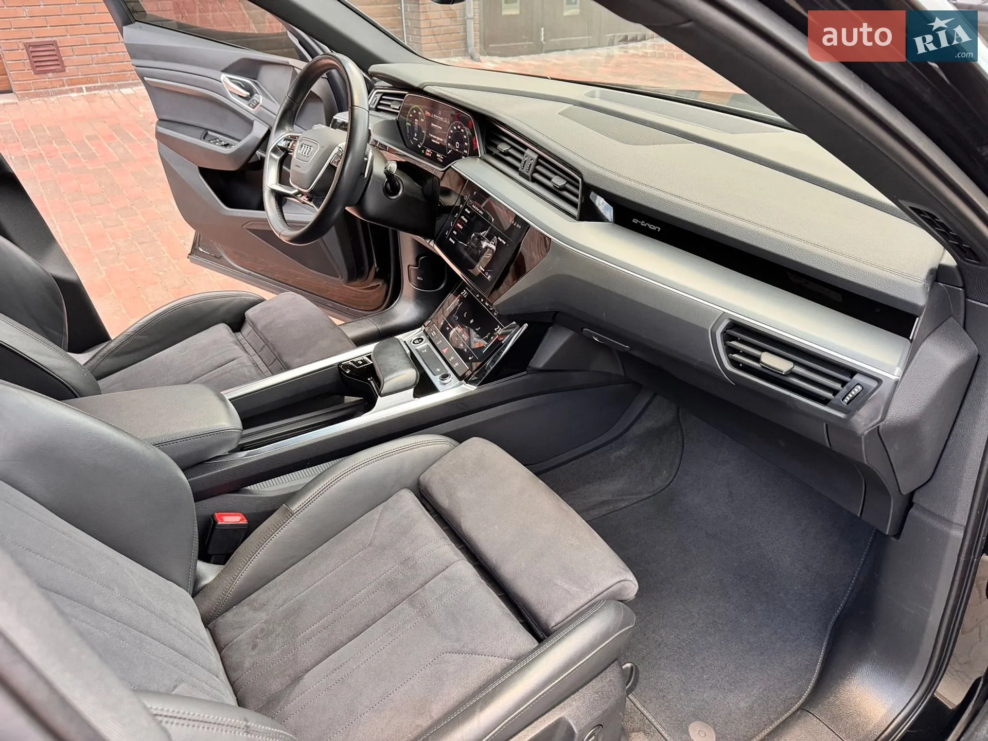 2023 Audi e-tron - мініатюра 57