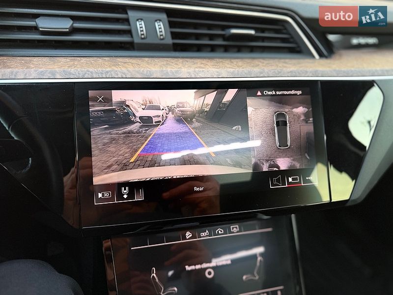 Внедорожник / Кроссовер Audi e-tron 2019 в Львове
