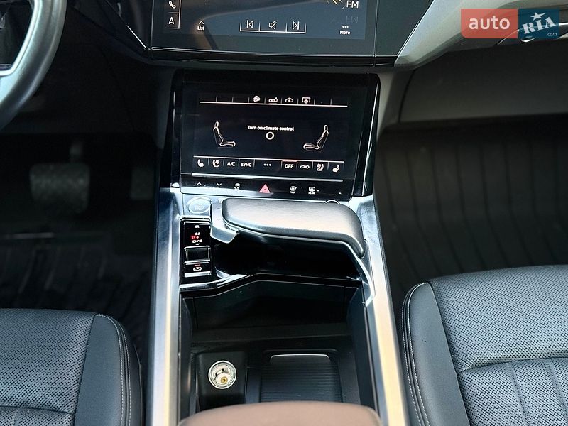 Внедорожник / Кроссовер Audi e-tron 2019 в Львове