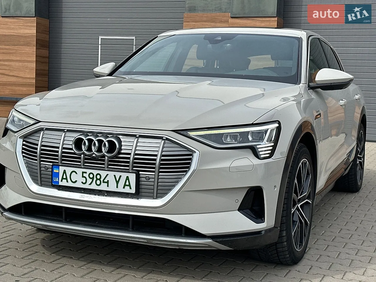 2019 Audi e-tron - мініатюра 35