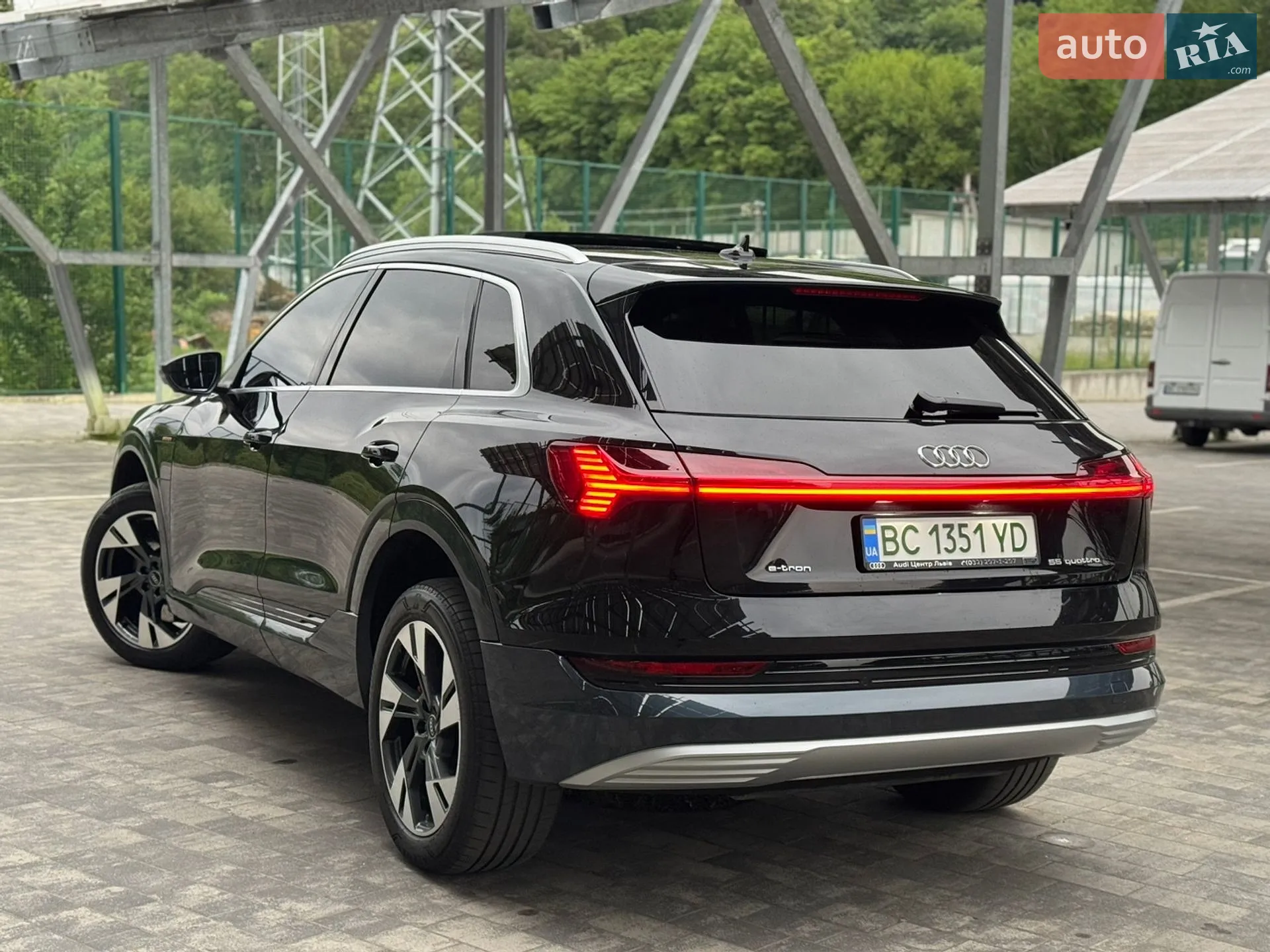 2022 Audi e-tron - мініатюра 9