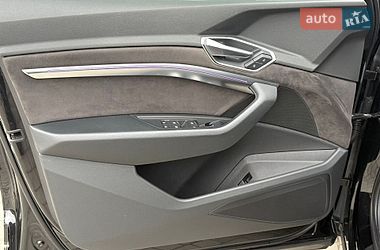 Внедорожник / Кроссовер Audi e-tron 2019 в Ровно