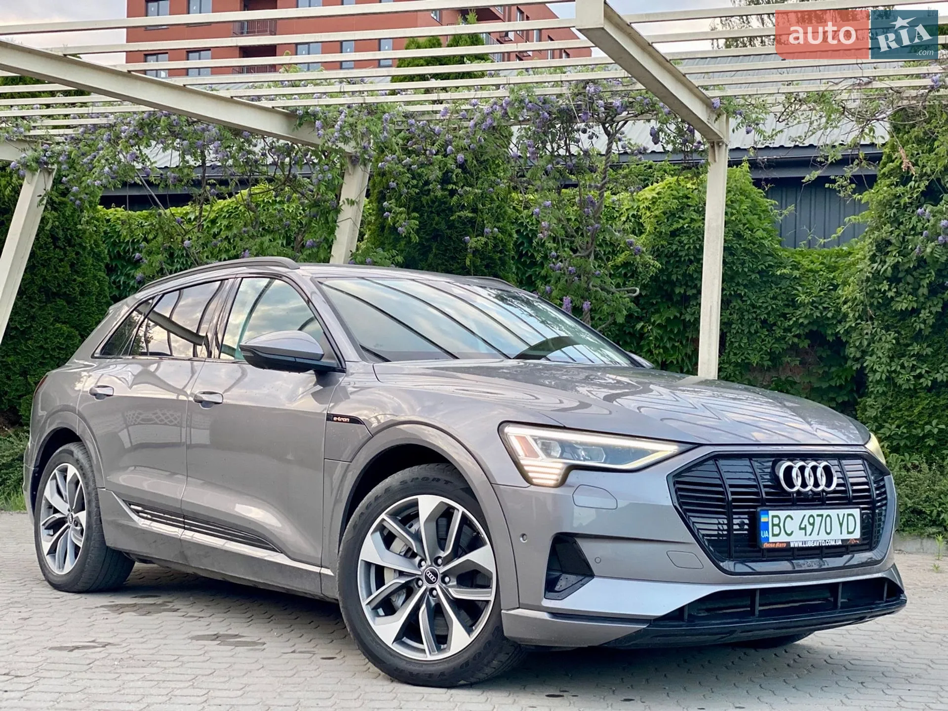 2020 Audi e-tron - мініатюра 4