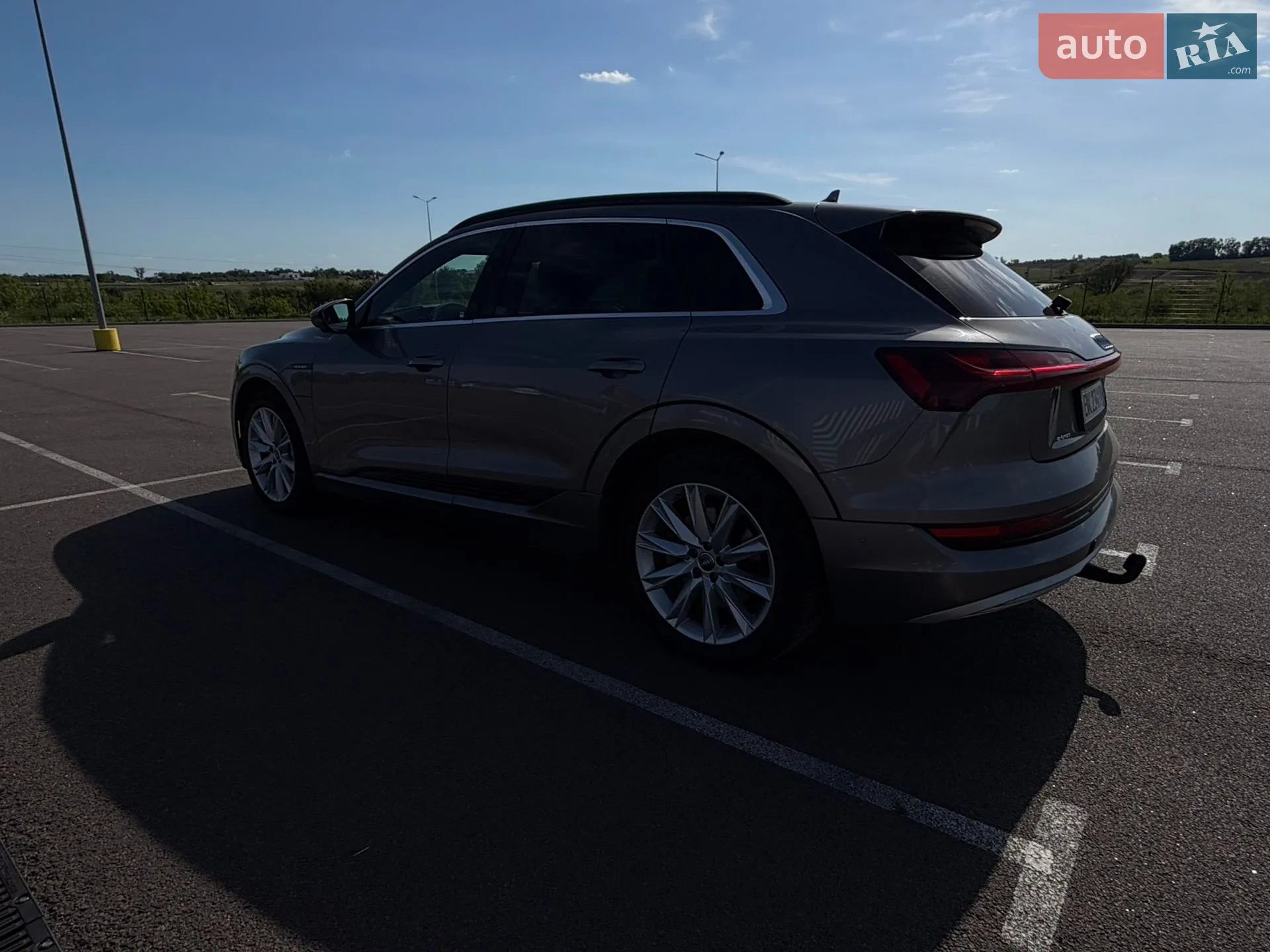 2019 Audi e-tron - мініатюра 8