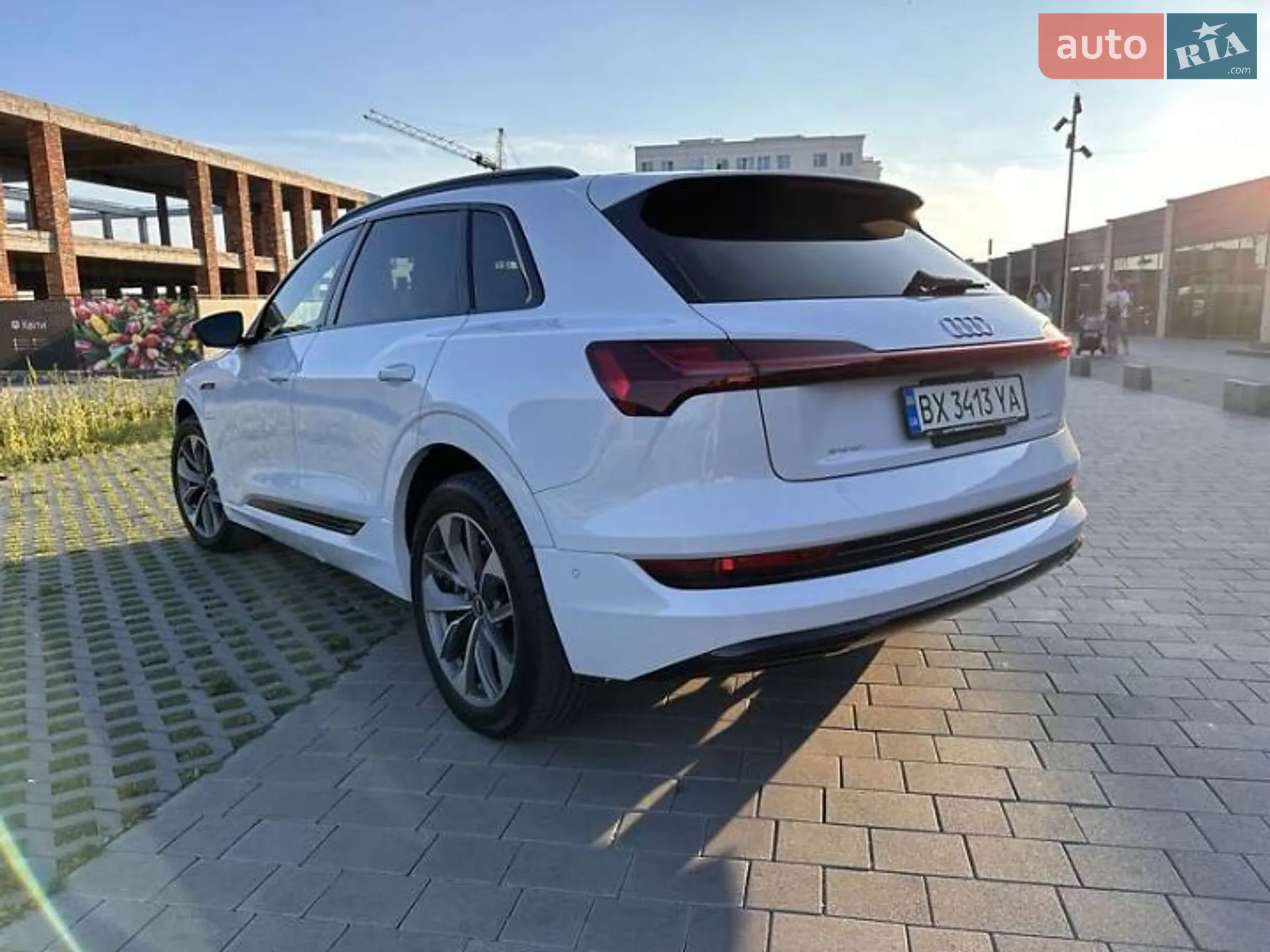 2021 Audi e-tron - мініатюра 2