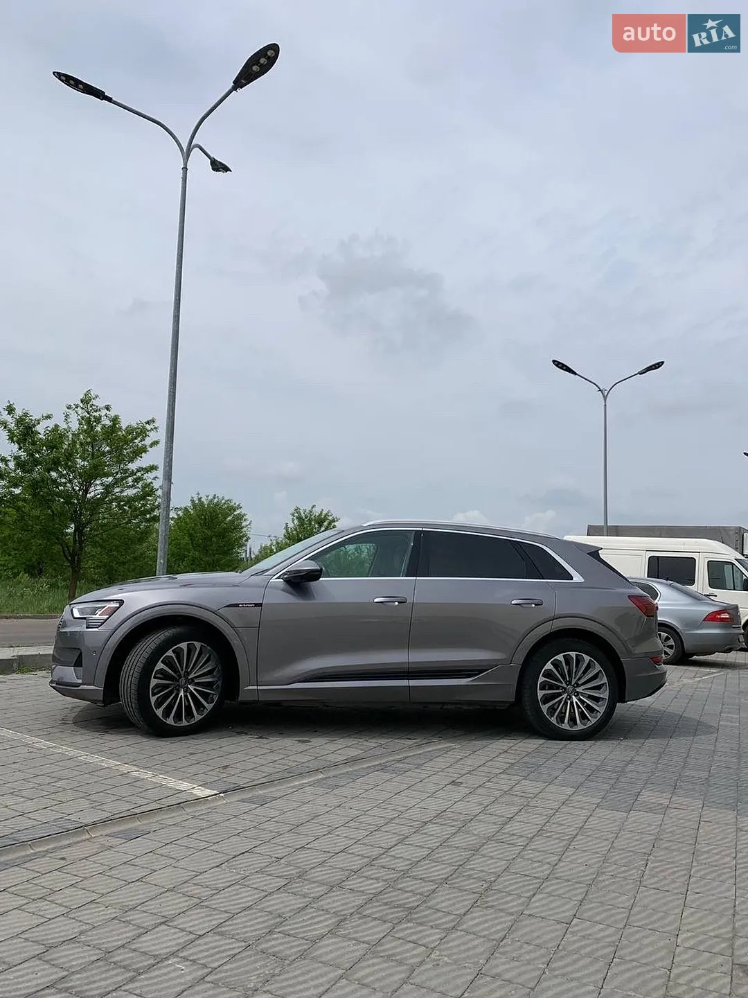 2019 Audi e-tron - мініатюра 4