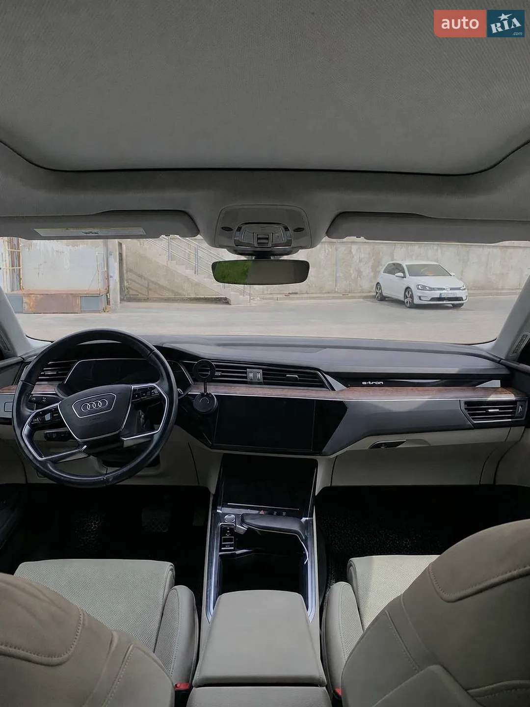 2019 Audi e-tron - мініатюра 11