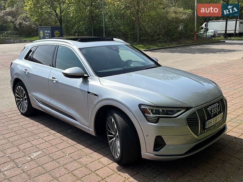 Позашляховик / Кросовер Audi e-tron 2019 в Одесі