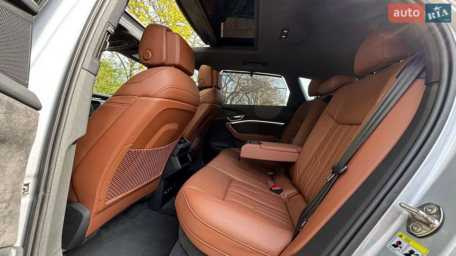 2019 Audi e-tron - мініатюра 14