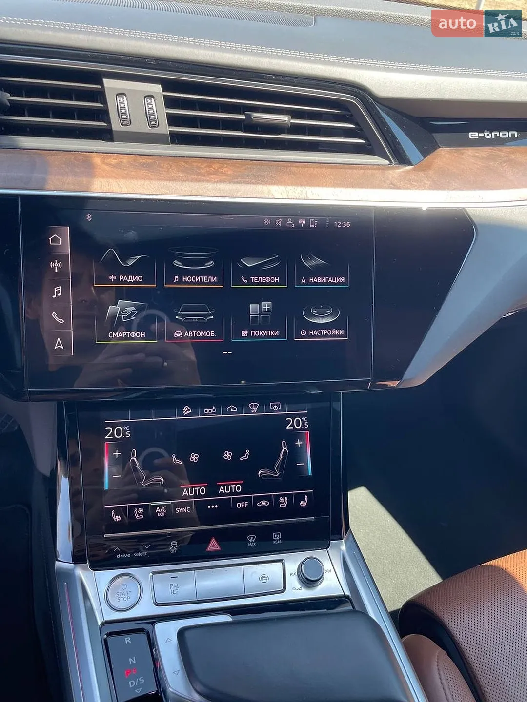 2019 Audi e-tron - мініатюра 21