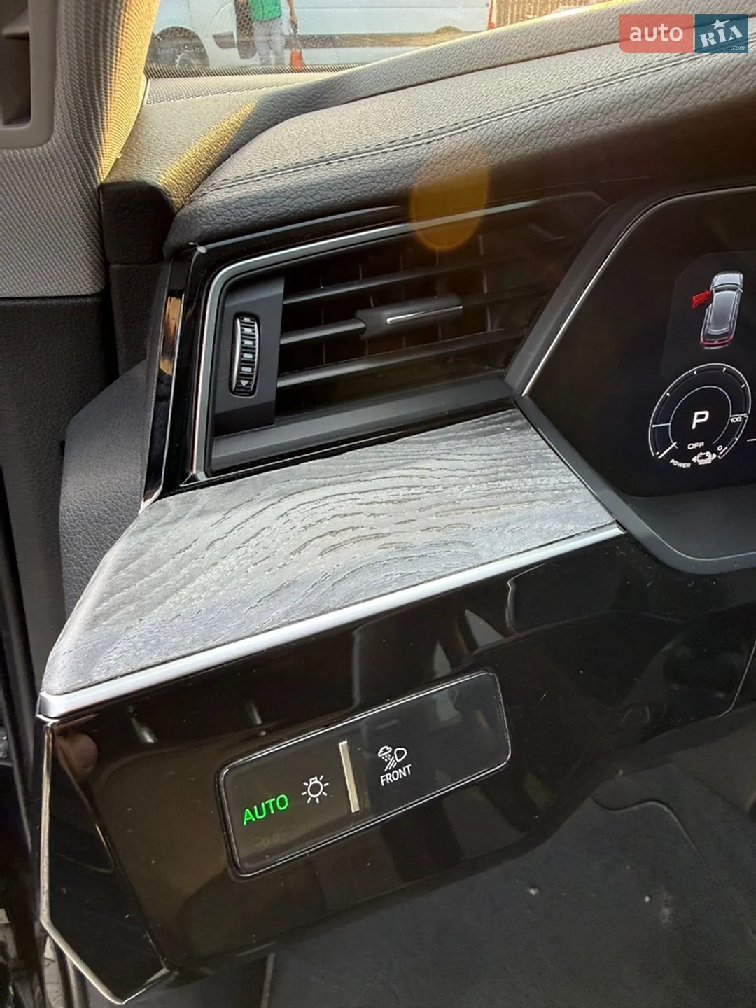 2021 Audi e-tron - мініатюра 17