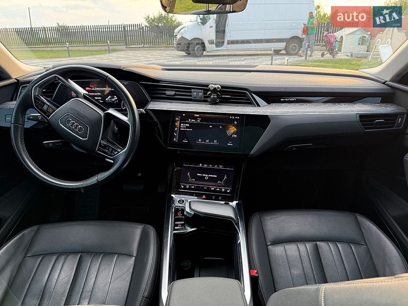 Внедорожник / Кроссовер Audi e-tron 2021 в Львове