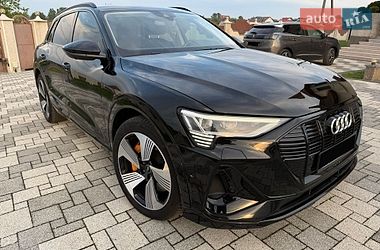 Внедорожник / Кроссовер Audi e-tron 2021 в Львове