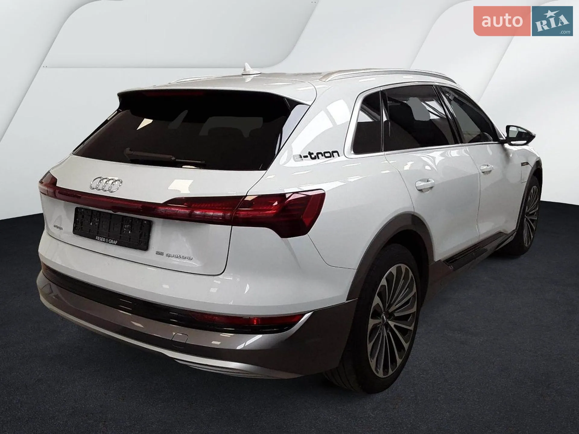 2019 Audi e-tron - мініатюра 11