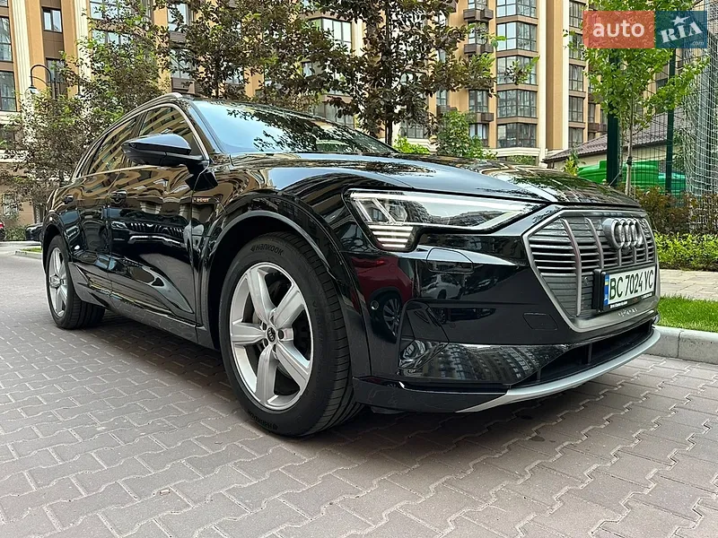 Audi e-tron 2021