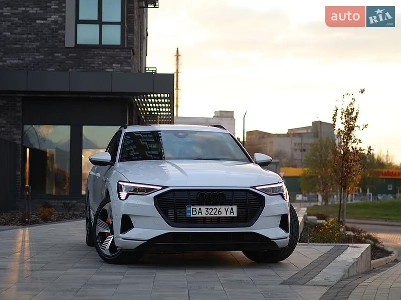 Audi e-tron 2021