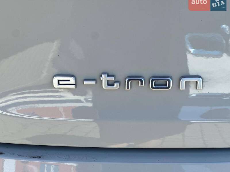 Внедорожник / Кроссовер Audi e-tron 2019 в Одессе