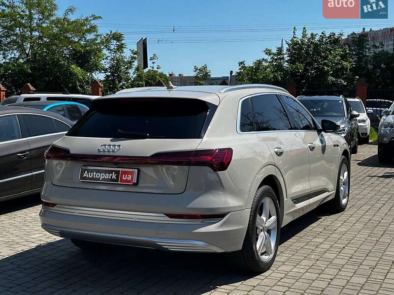 Внедорожник / Кроссовер Audi e-tron 2019 в Одессе