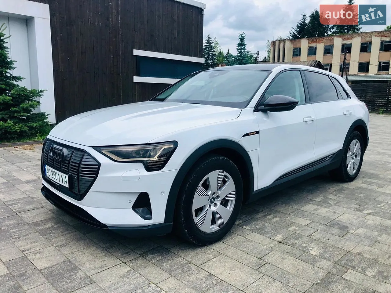 2020 Audi e-tron - мініатюра 84