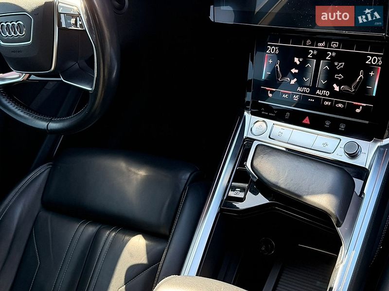 Внедорожник / Кроссовер Audi e-tron 2019 в Киеве