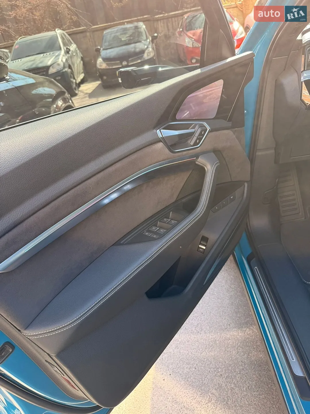 2019 Audi e-tron - мініатюра 35