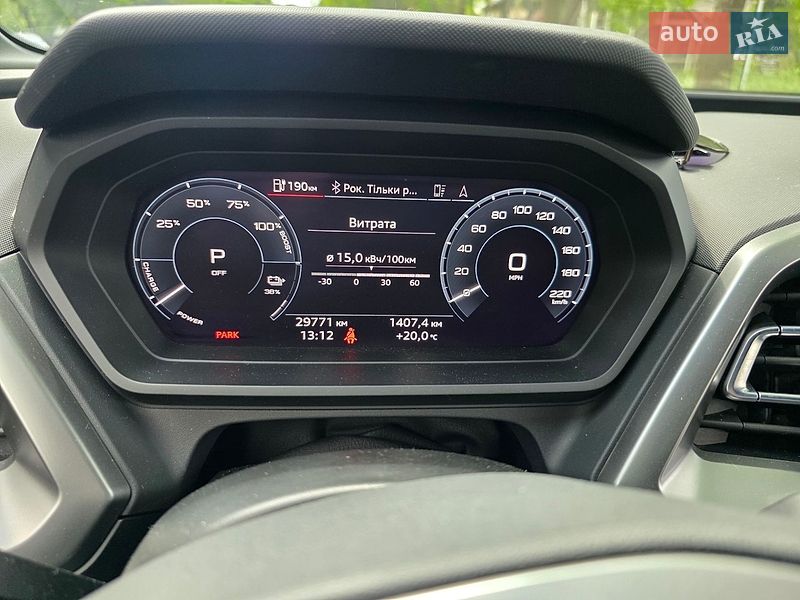 Позашляховик / Кросовер Audi e-tron 2022 в Звягелі