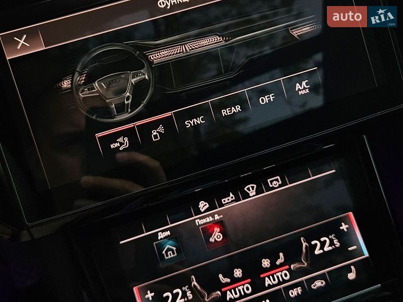 Внедорожник / Кроссовер Audi e-tron 2020 в Сваляве