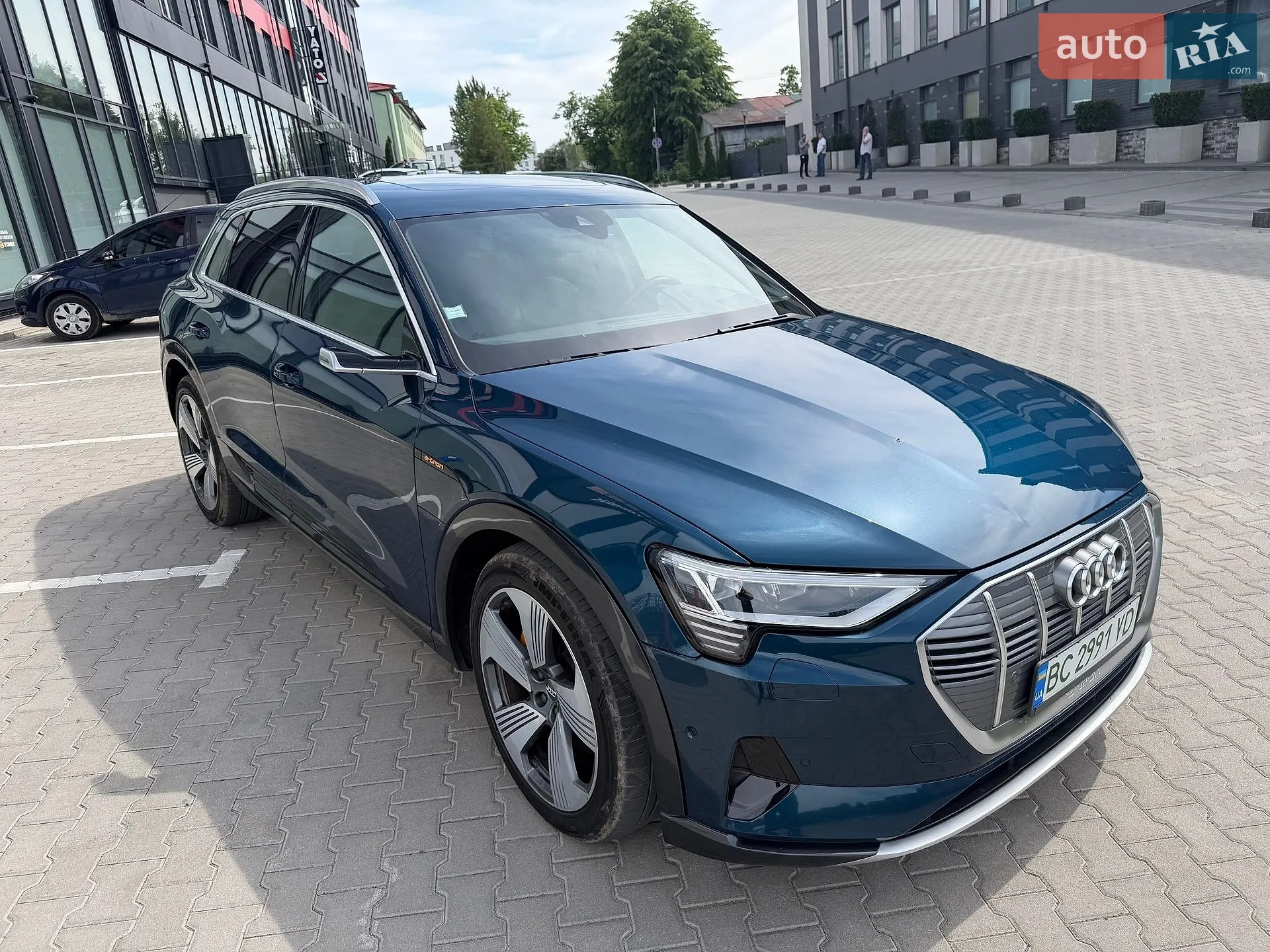 2019 Audi e-tron - мініатюра 5
