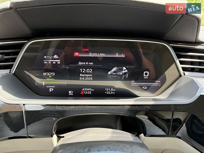 Внедорожник / Кроссовер Audi e-tron 2020 в Киеве фото 13 Внедорожник / Кроссовер Audi e-tron 2020 в Киеве