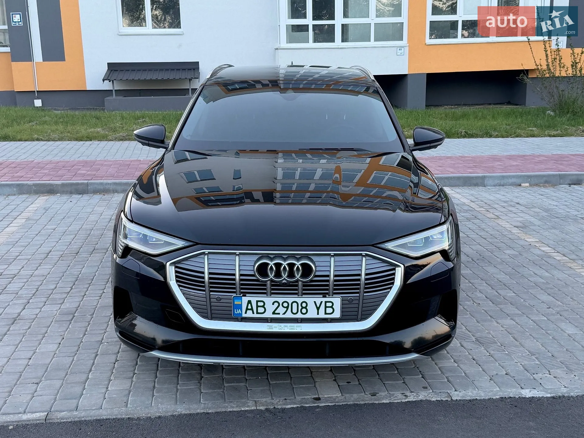 2019 Audi e-tron - мініатюра 5