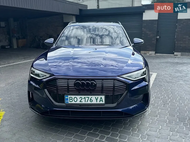 Audi e-tron