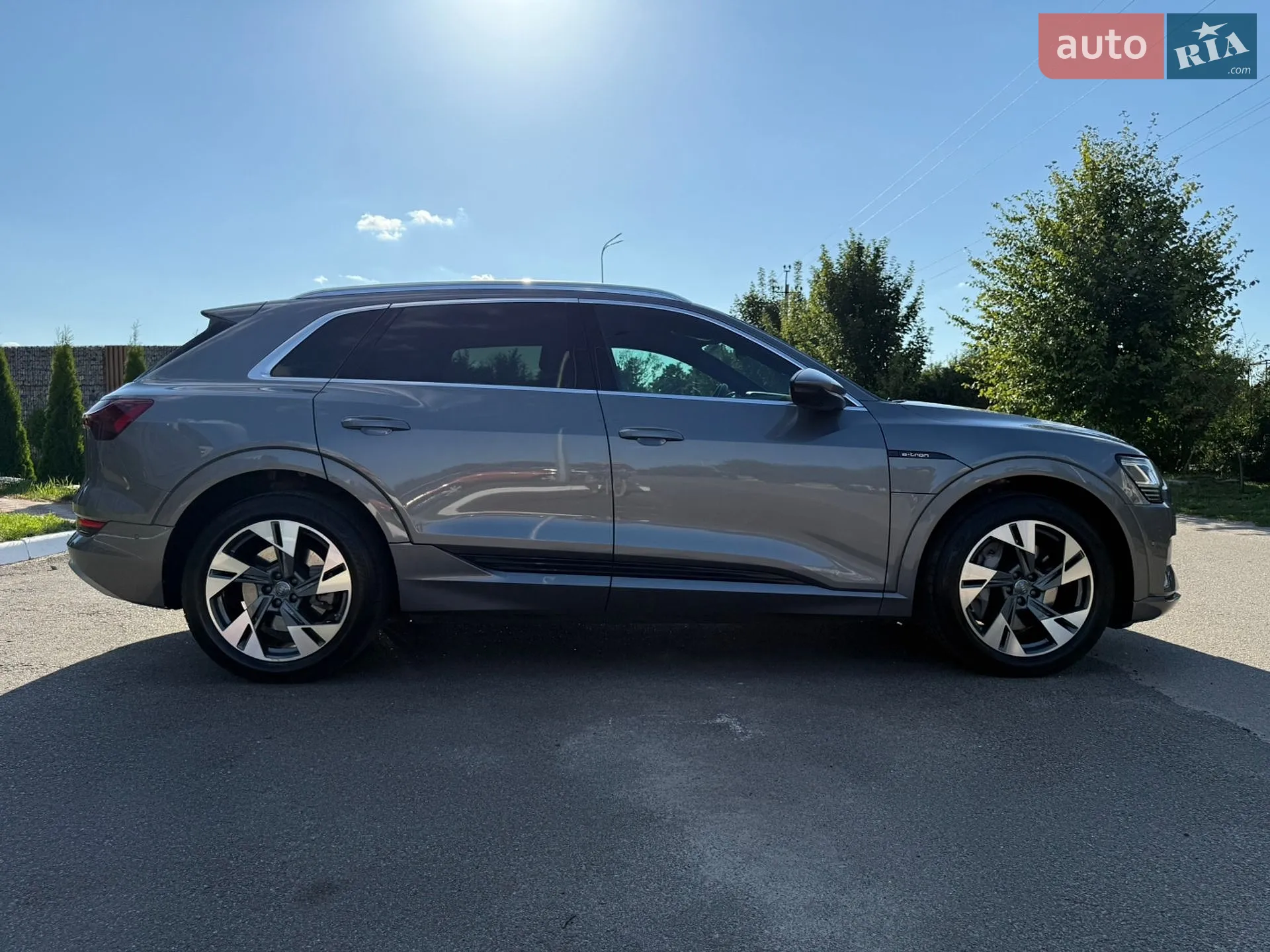 2020 Audi e-tron - мініатюра 16