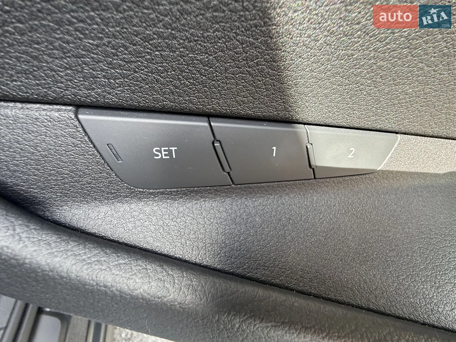 2020 Audi e-tron - мініатюра 30