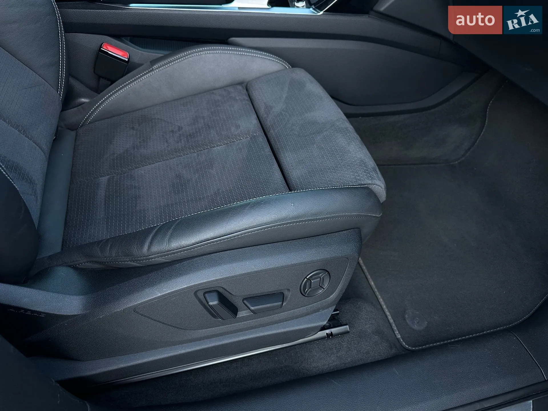 2022 Audi e-tron - мініатюра 17