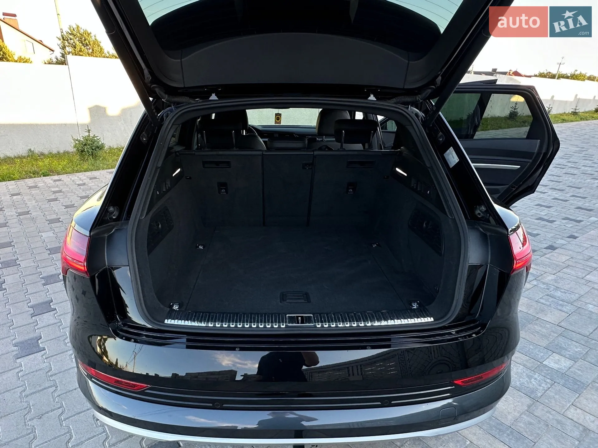 2022 Audi e-tron - мініатюра 18