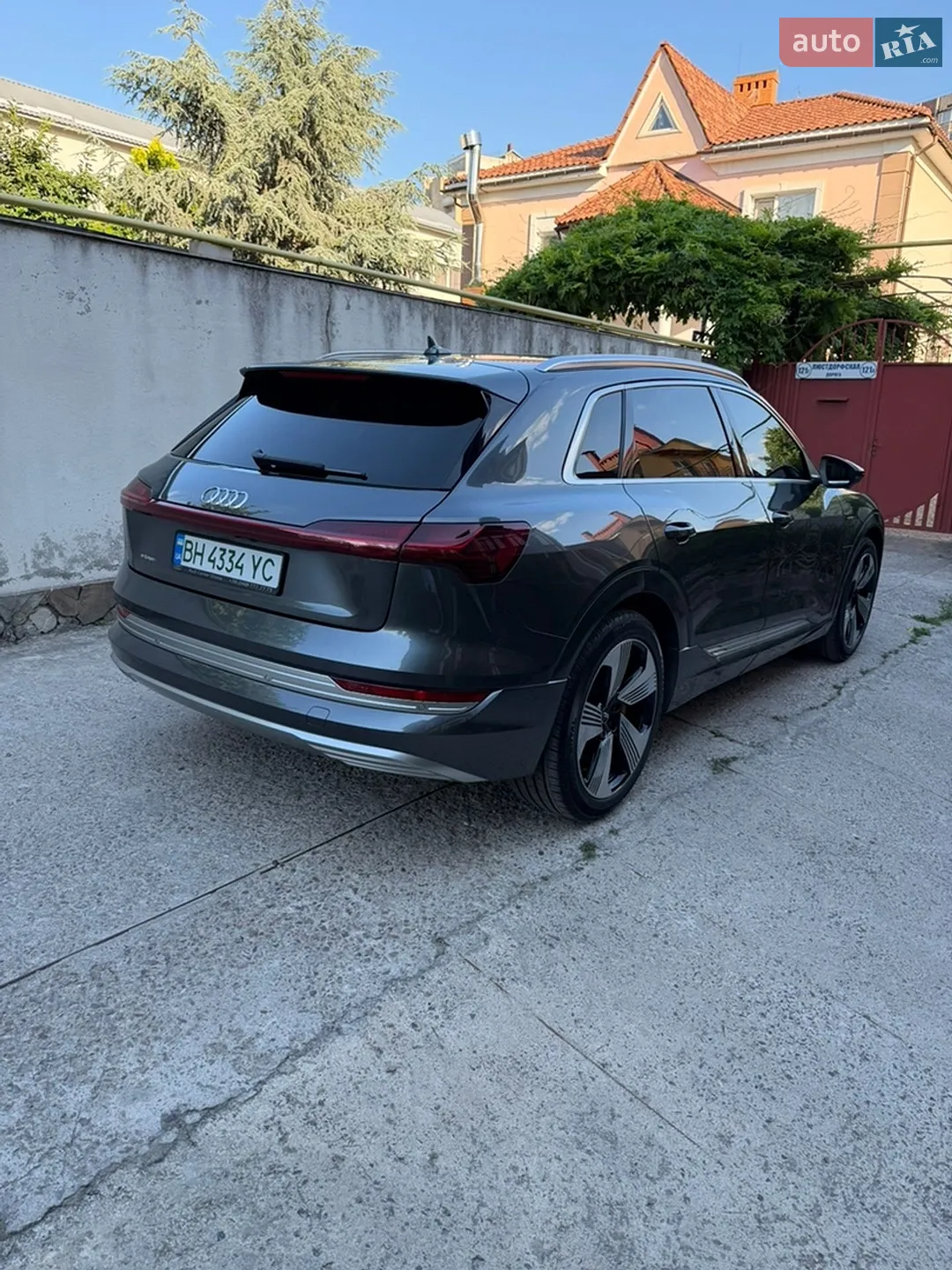 2019 Audi e-tron - мініатюра 4