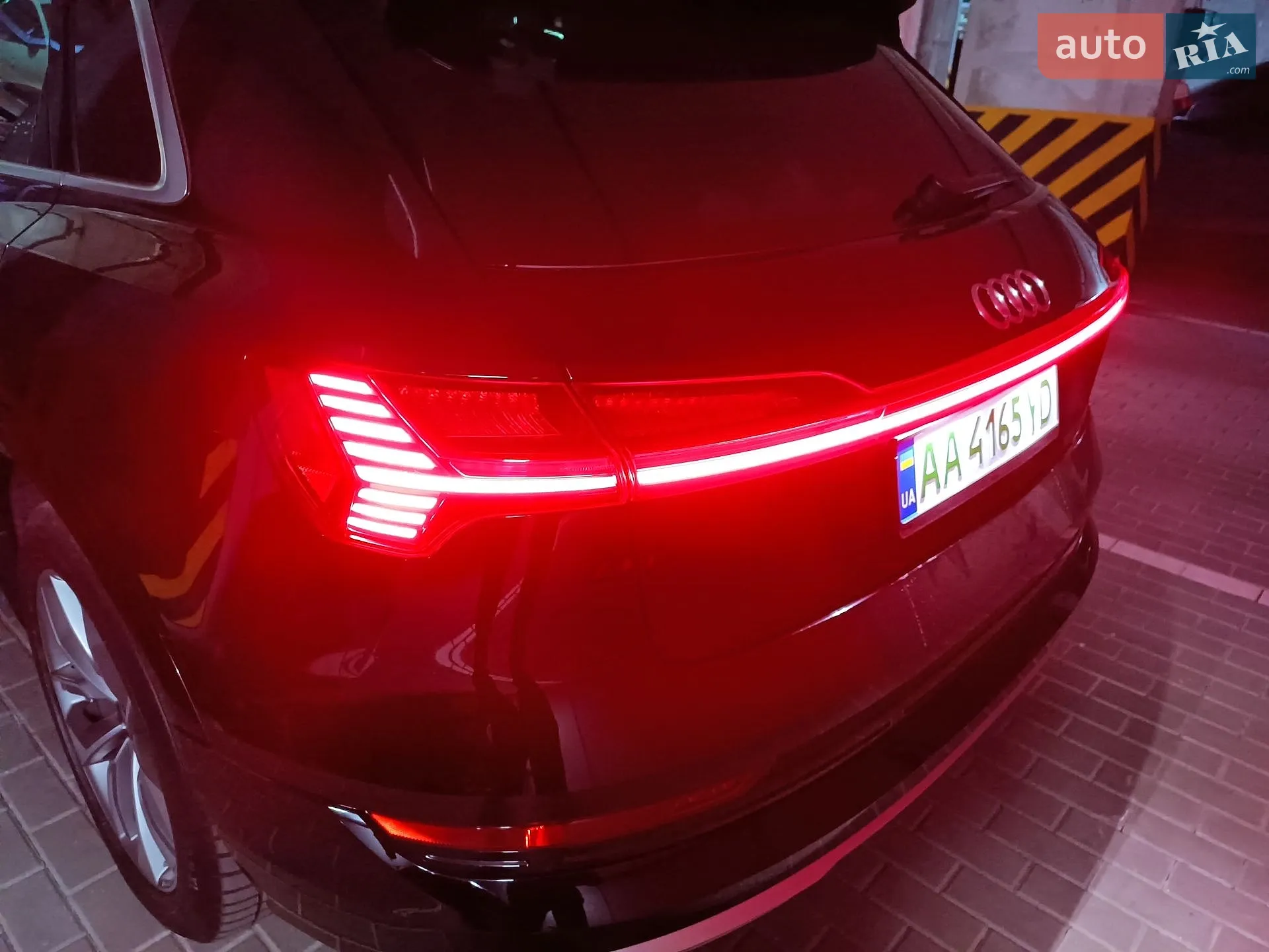 2022 Audi e-tron - мініатюра 21