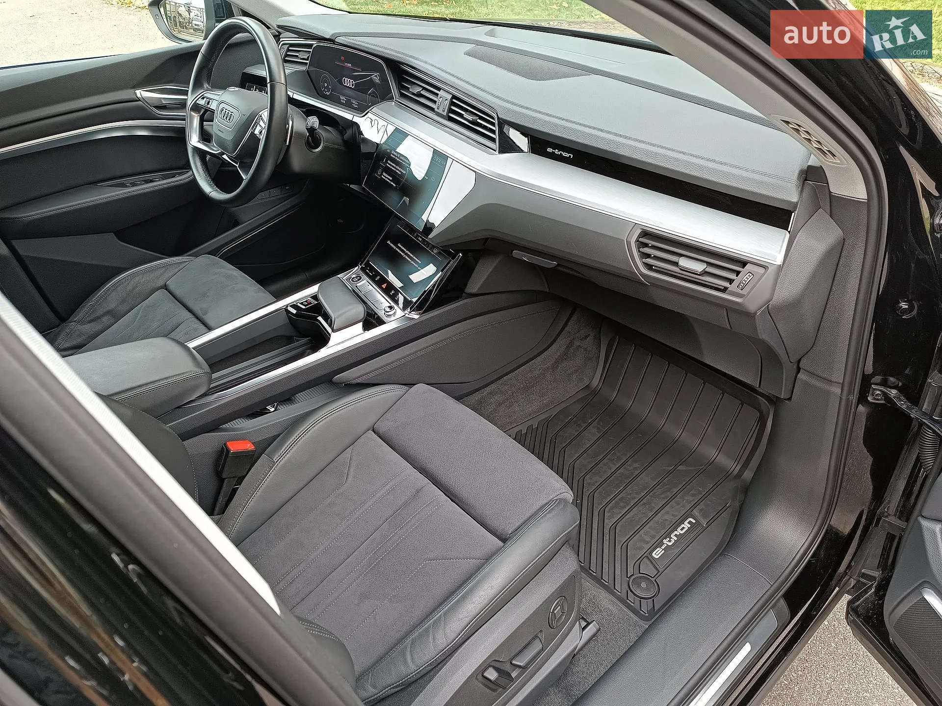2022 Audi e-tron - мініатюра 52