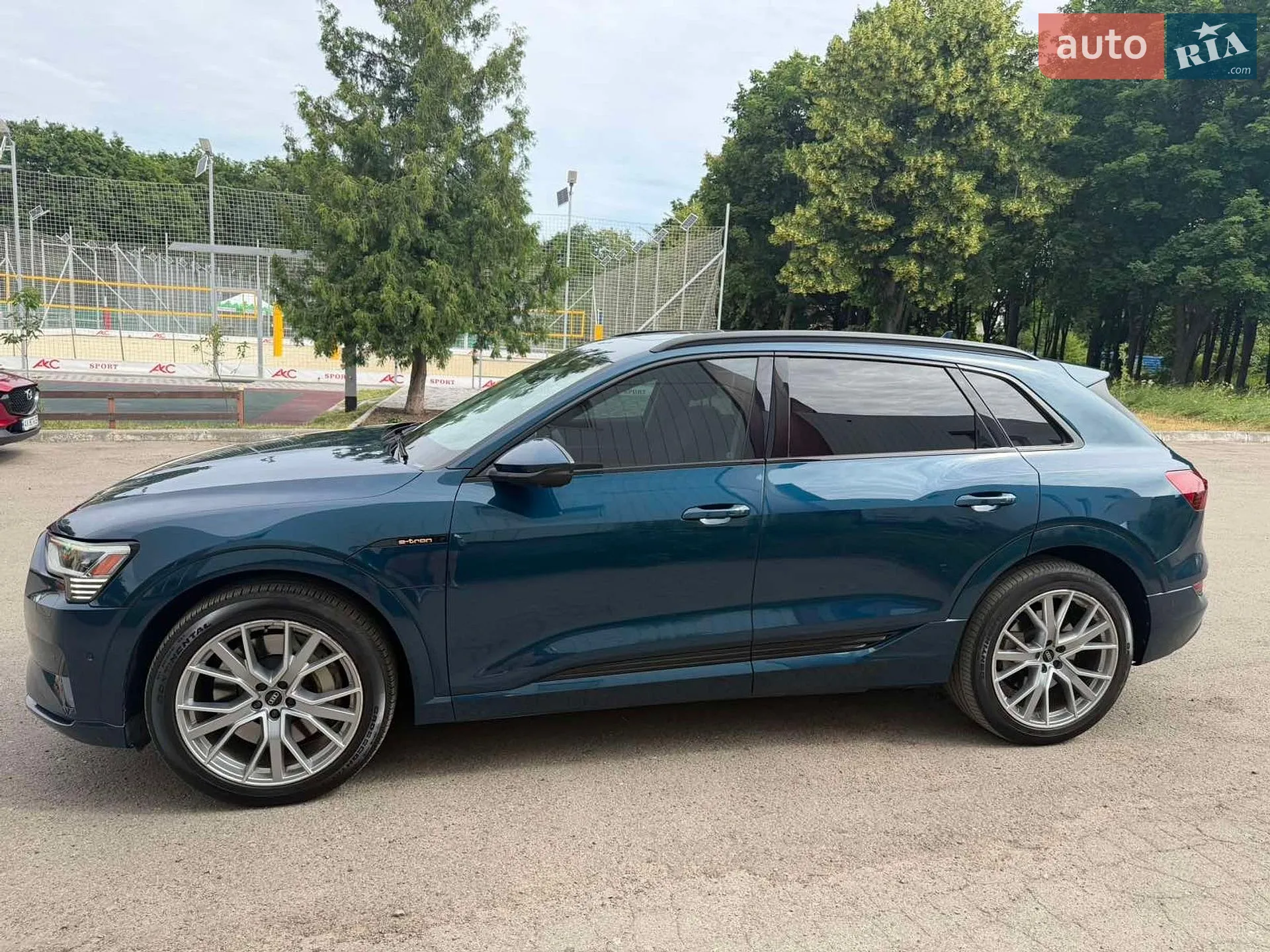 2020 Audi e-tron - мініатюра 4