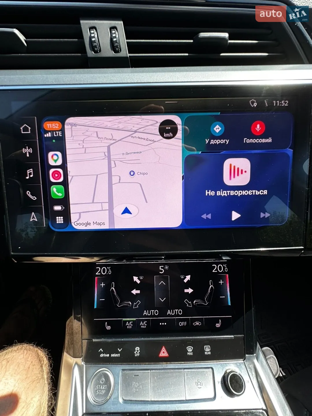 2020 Audi e-tron - мініатюра 23