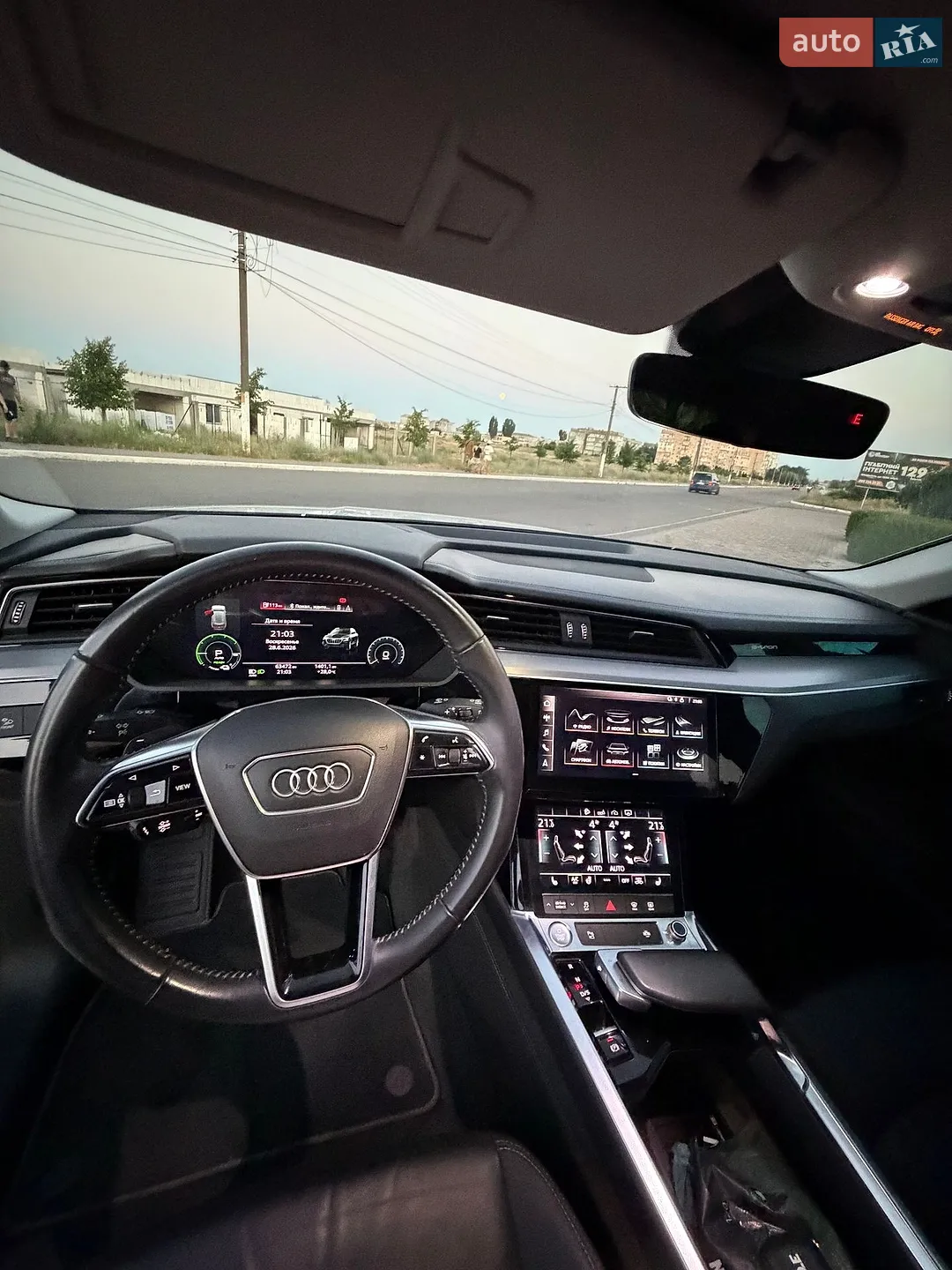 2019 Audi e-tron - мініатюра 17