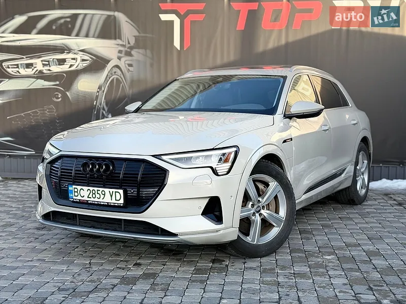 Audi e-tron 2019 VIN WA1LAAGE2KB024948 фото оголошення 4 з 114