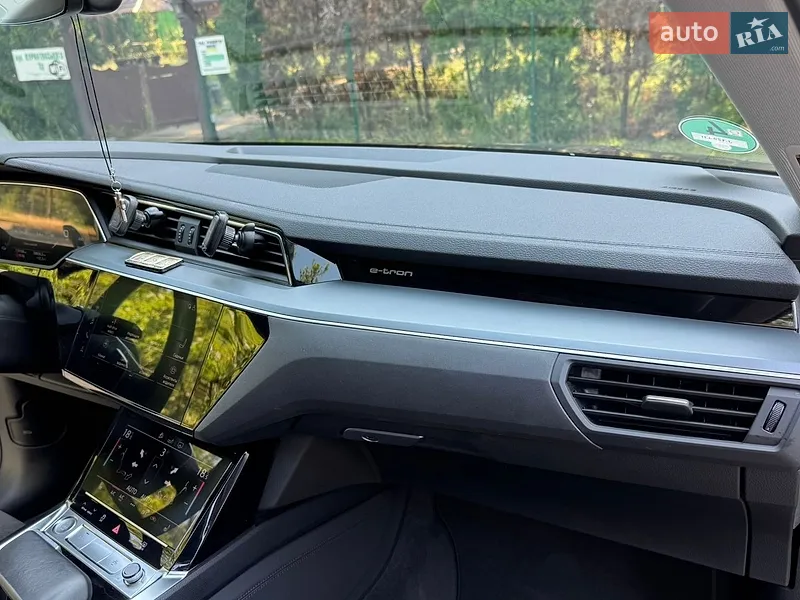 Audi e-tron 2020 VIN WAUZZZGE5LB037022 фото оголошення 26 з 67