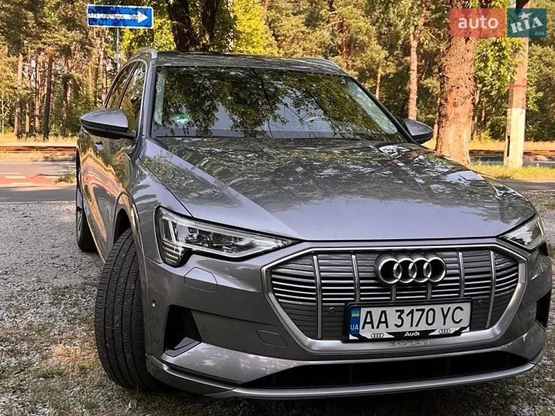 Audi e-tron 2020 VIN WAUZZZGE5LB037022 фото оголошення 3 з 67