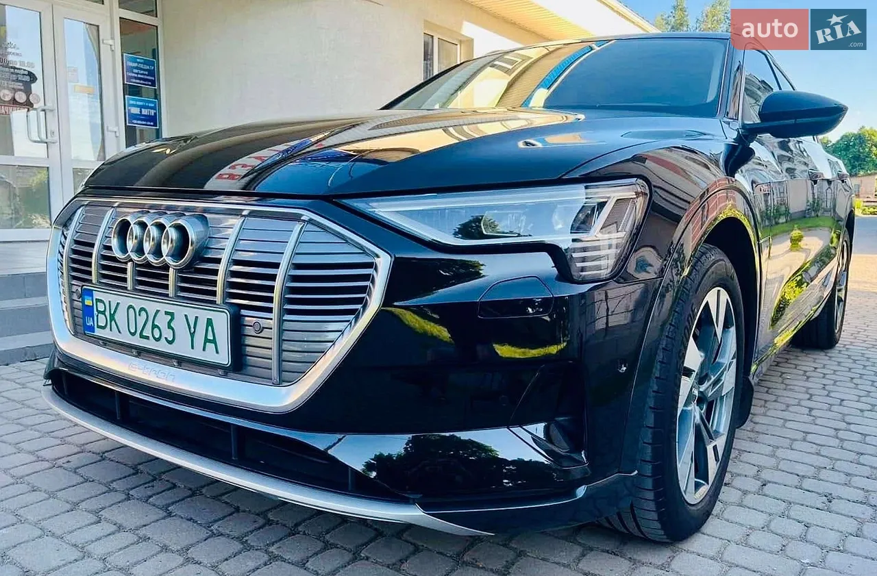 2019 Audi e-tron - мініатюра 47