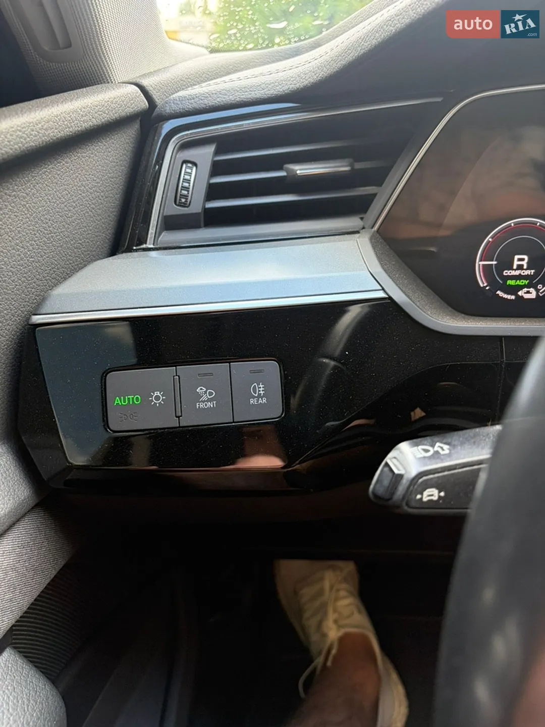 2021 Audi e-tron - мініатюра 20