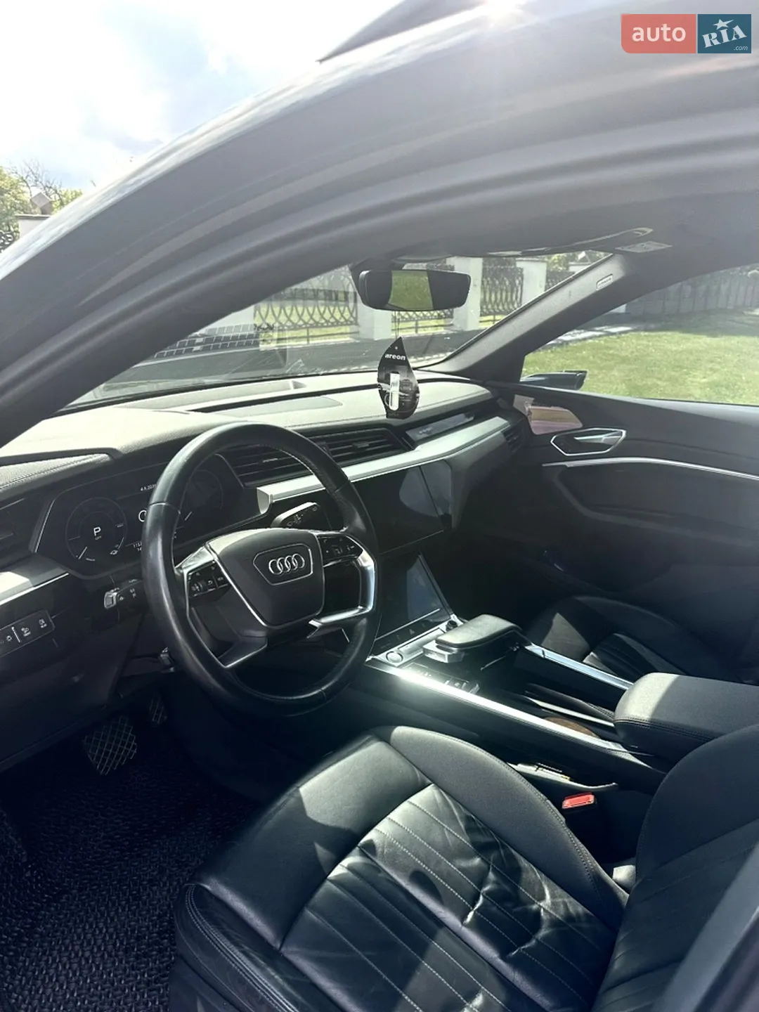 2019 Audi e-tron - мініатюра 17