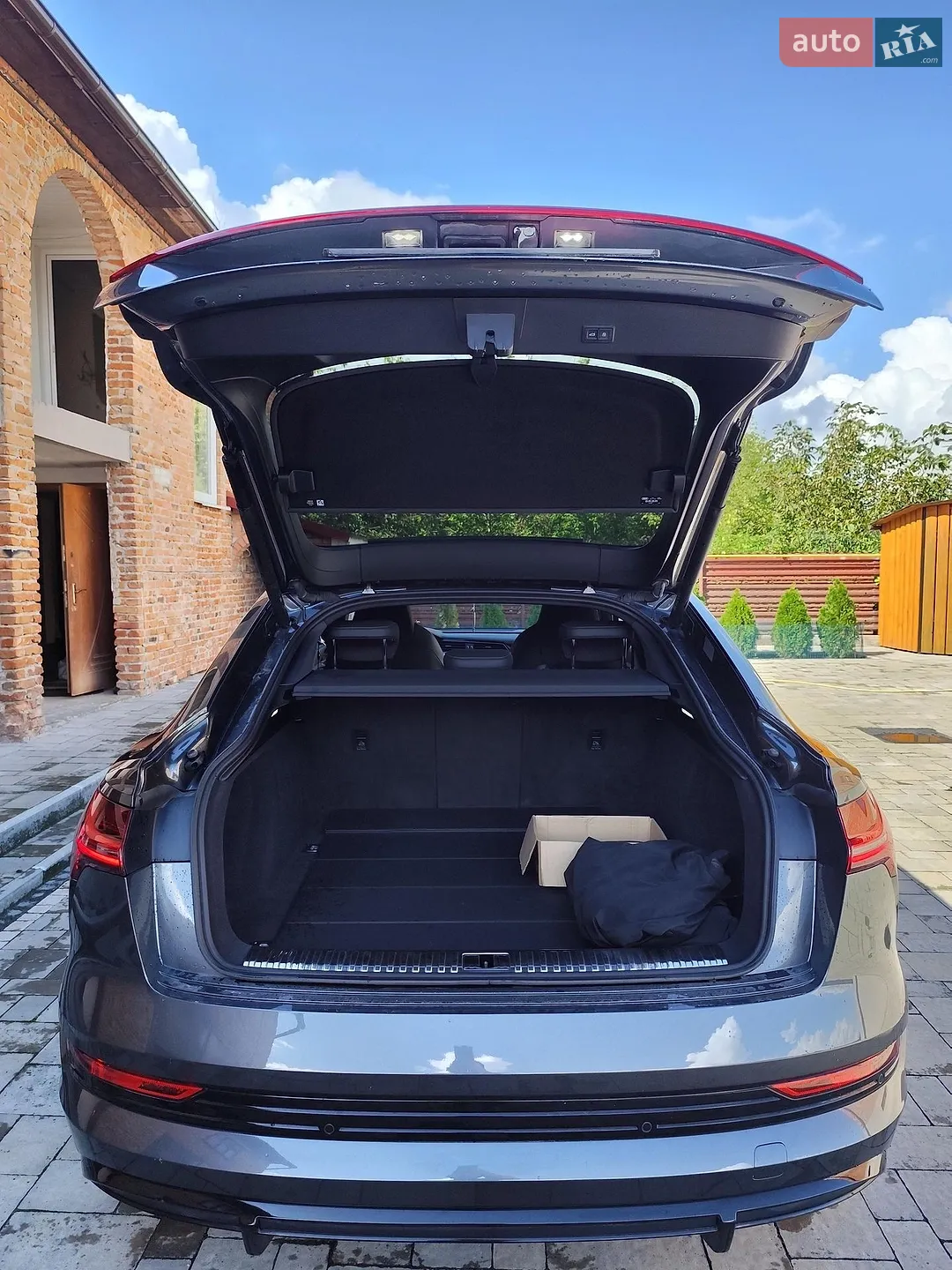 2021 Audi e-tron - мініатюра 52